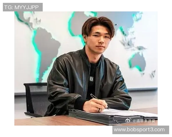 沃尔夫斯堡官方宣布签约20岁日本前锋盐贝健人激活900万解约金