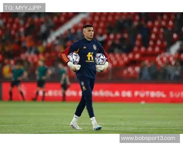 罗马诺透露热那亚若保级成功将强制买断科隆博的细节 罗马诺透露热那亚若保级成功将强制买断科隆博的细节