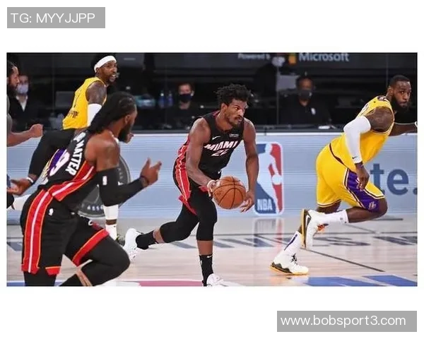 华子分析热火战术变化与希罗复出后的挡拆调整策略